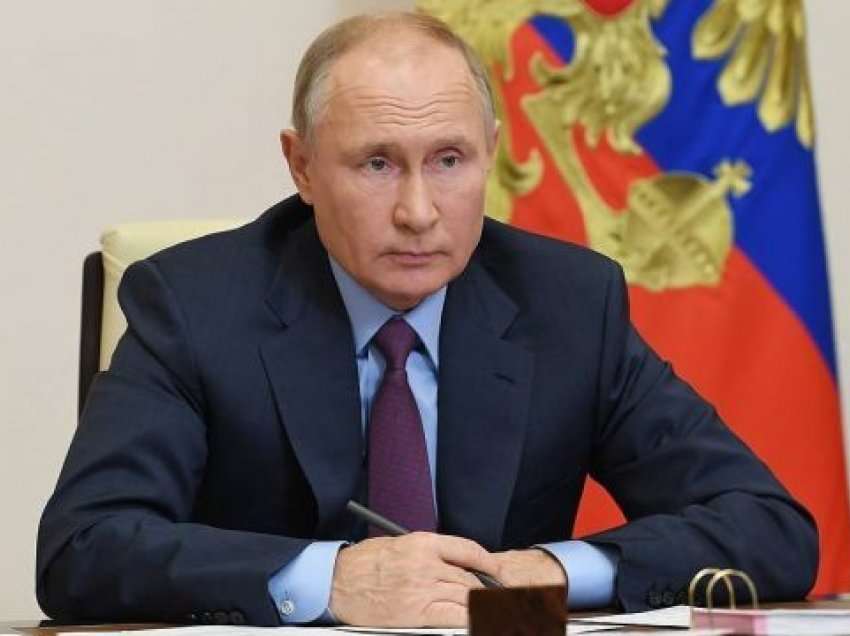 Putin kërkon sistem të ri për të ndaluar përmbajtjen në internet