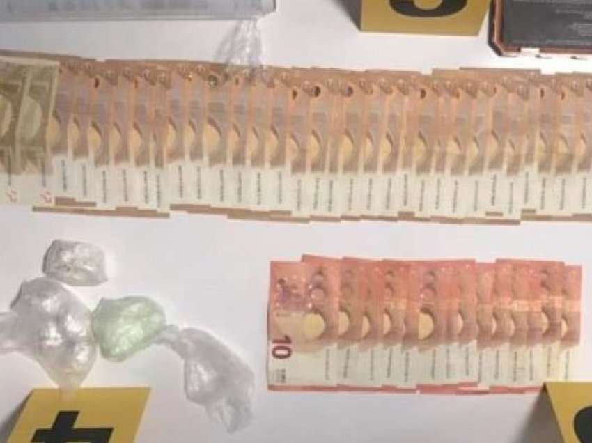 Arrestohen 4 persona në Fushë Kosovë, shisnin kokainë në pompë të benzinës