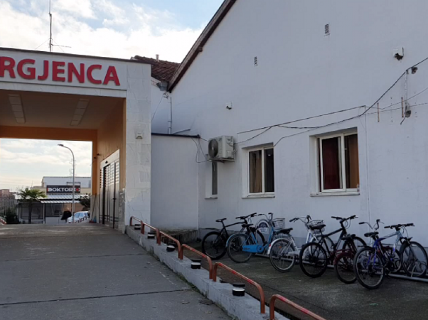Virozat mbushin urgjencën në Shkodër! Në spital, shumë persona që u dëmtuan nga fishekzjarret