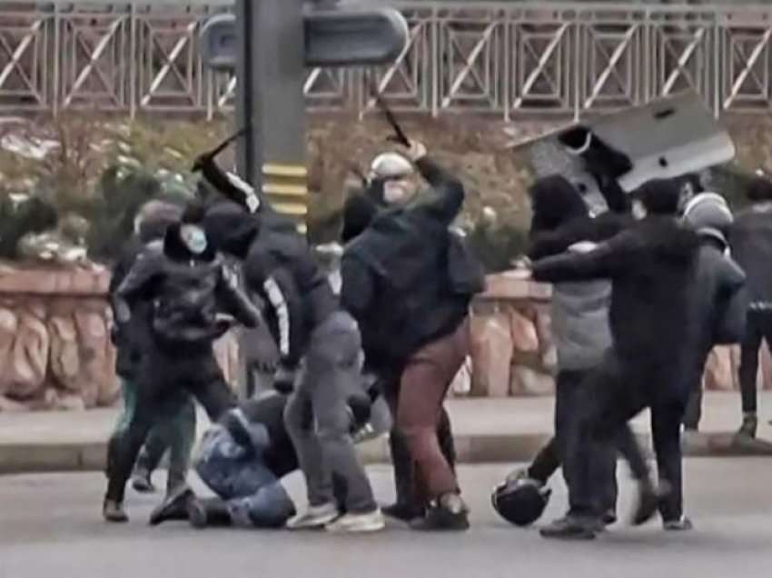 Kaos në Kazakistan, mbi 2 000 të arrestuar