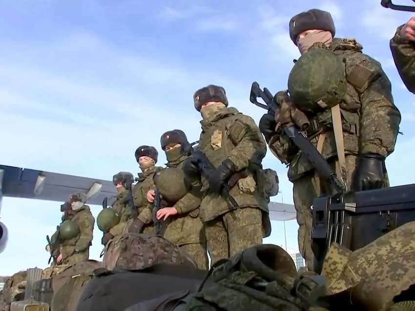 Nuk ndalet Rusia, dërgon edhe më shumë trupa në Kazakistan