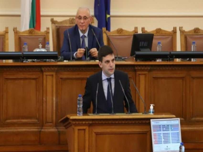 ​Kryetari i Parlamentit të Bullgarisë del pozitiv, ishte në takim me krerët e shtetit