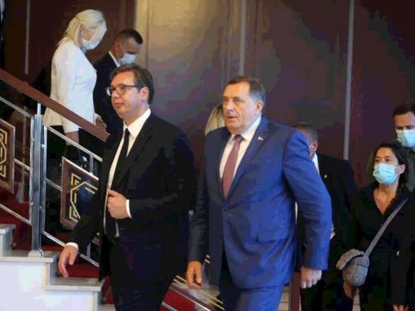 Vuçiqi takon sot Dodik-un dhe përfaqësuesit serbë nga Kosova