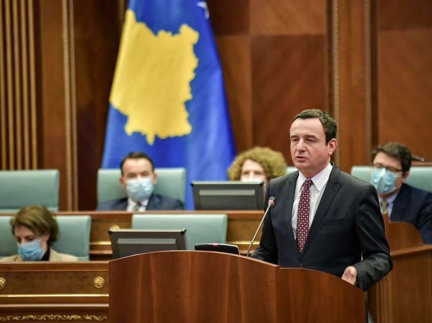Kryeministri Kurti reagon pas miratimit të rezolutës kundër referendumit të Serbisë, ka një falënderim për deputetët