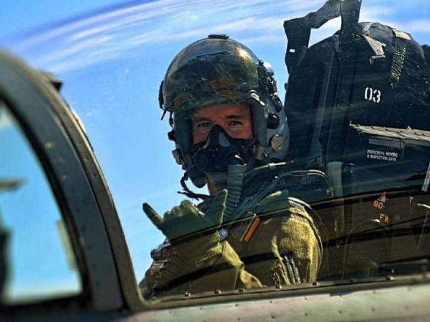 Ish-piloti amerikan që bombardoi Serbinë, lavdëron FSK-në