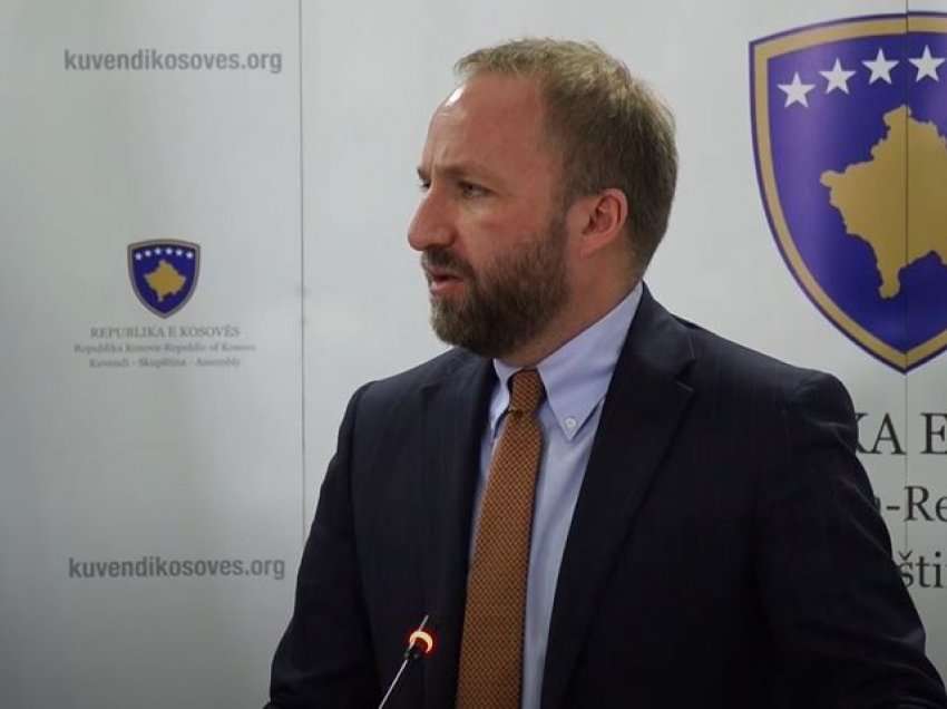 Tahiri: Veprimi i Qeverisë së Kosovës lidhur me referendumin është i obligueshëm
