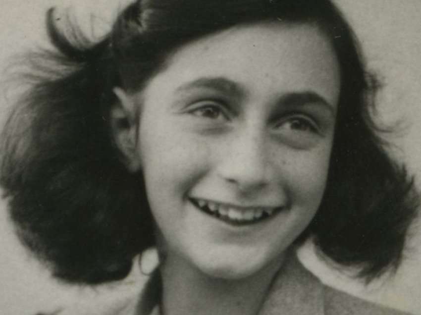 Pas 77 vitesh identifikohet i dyshuari që tradhtoi Anne Frank dhe familjen e saj te nazistët