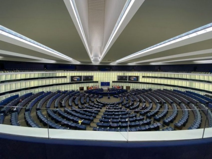 ​U zgjodhën 14 zëvendëspresidentët e ri të Parlamentit Evropian
