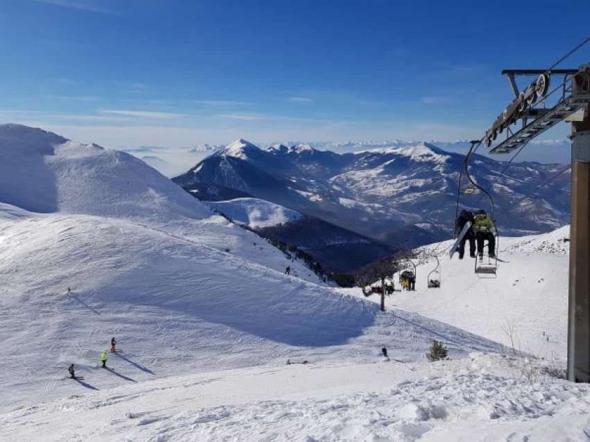 ​Skijatori lëndohet pasi godet motor-sajen në Brezovicë