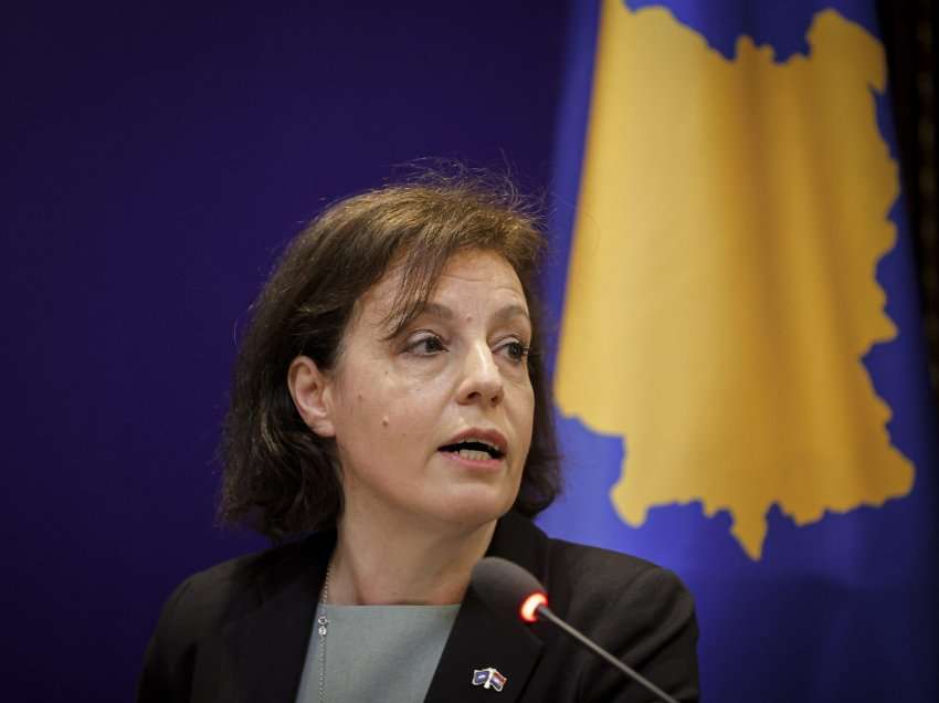 Ministrja Donika Gërvalla infektohet me Covid-19, ka një thirrje publike