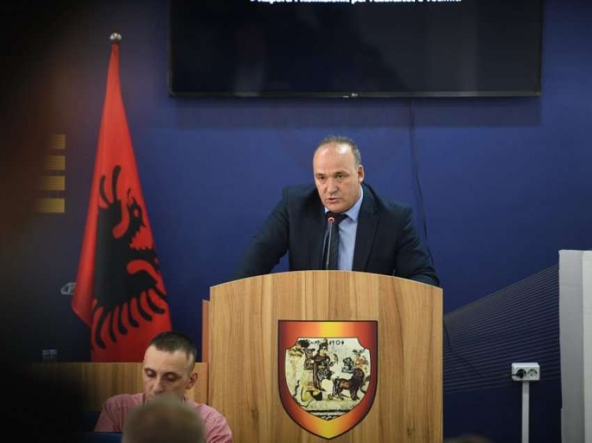VV zyrtarizon koalicionin me PDK-në në Podujevë, prezanton drejtorët