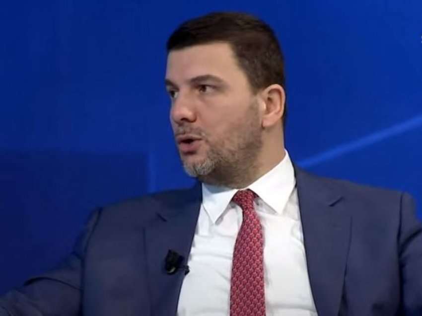 Krasniqi thotë se i mbetet qeverisë të vendosë për zgjedhjet serbe
