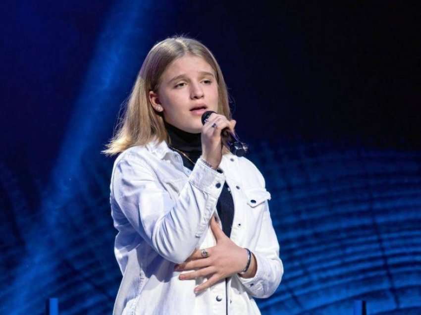 Shqiptarja mahnit jurinë e “The Voice of Finland”, ngrihen në këmbë dhe e duartrokasin
