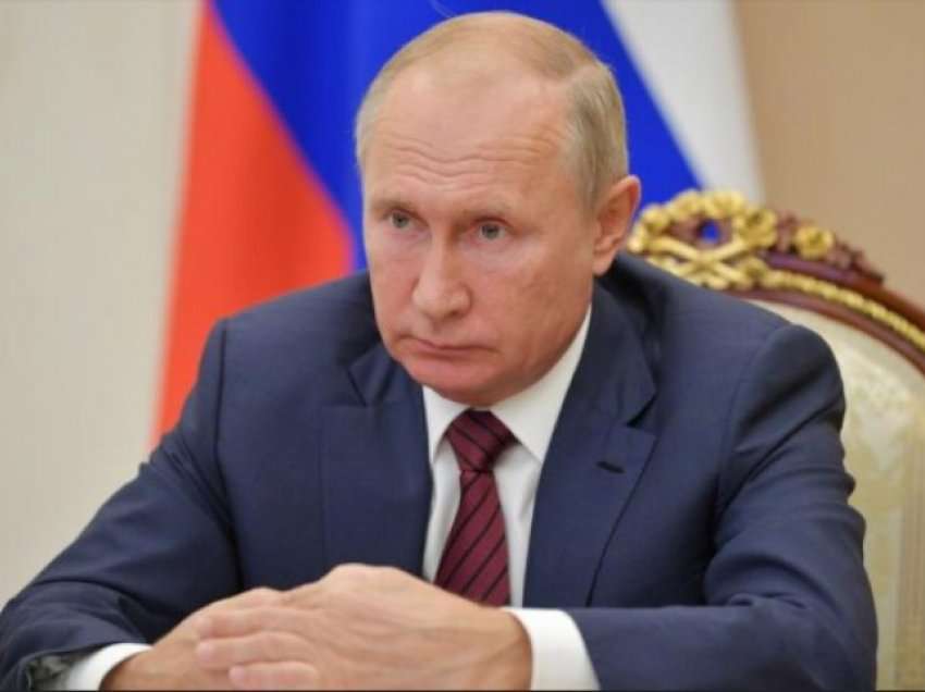 Putin bën thirrje për vazhdimin e bisedimeve me Perëndimin për të zbutur tensionet mbi Ukrainën