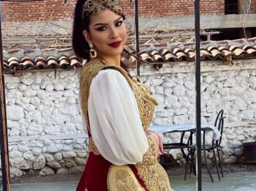 Elita Rudi duket mahnitëse në veshjen tradicionale shqiptare: Nuse Dukagjini