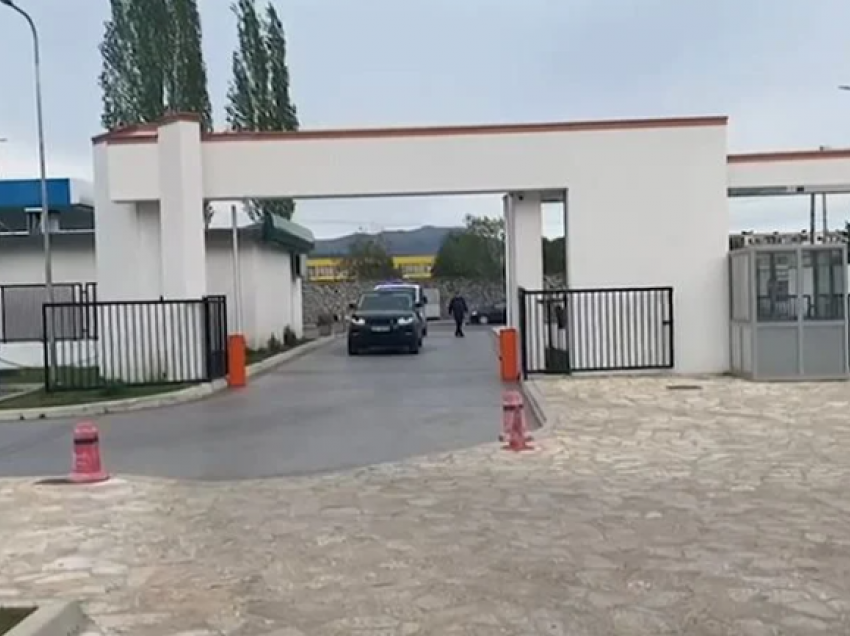 30-vjeçari qëllon me armë drejt një grupi fëmijësh në Shkodër, nuk ka të lënduar