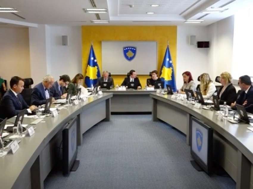 Pamje nga mbledhja e Qeverise se Kosoves
