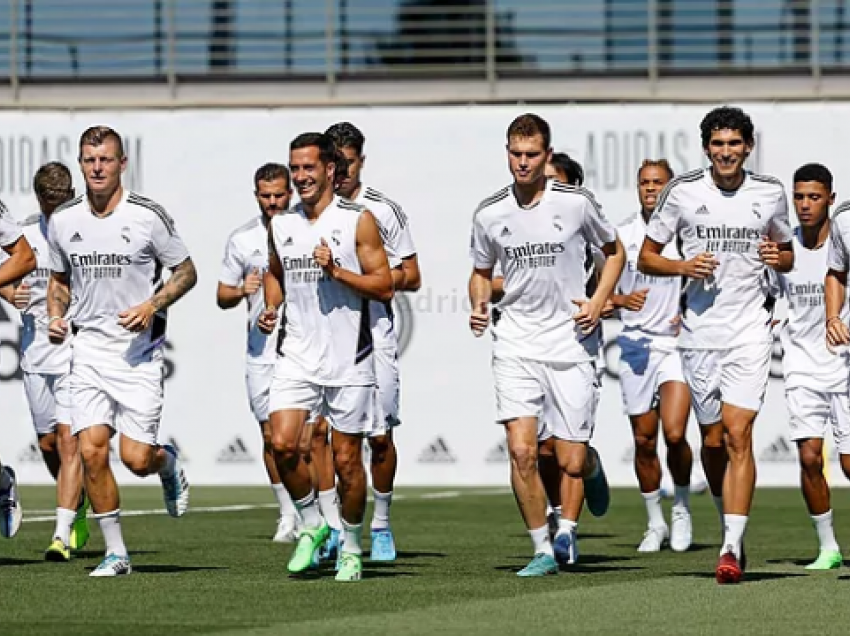 Real Madridi i nis stërvitjet