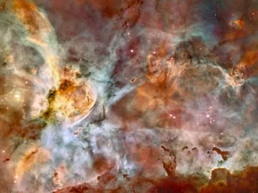 Teleskopi hapësinor James Webb zbulon ujin në një planet të largët