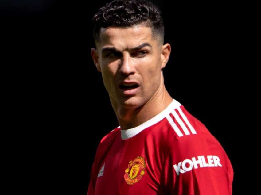 Ronaldo i vetofrohet PSG, klubi e refuzon