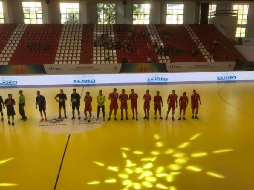 ​Botërori i hendbollit për universitete, fillon ndeshja mes Universitetit të Prishtinës e Universitetit të Shkodrës