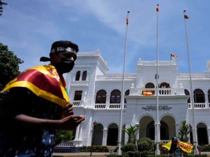 Sri Lanka mes pasigurive politike