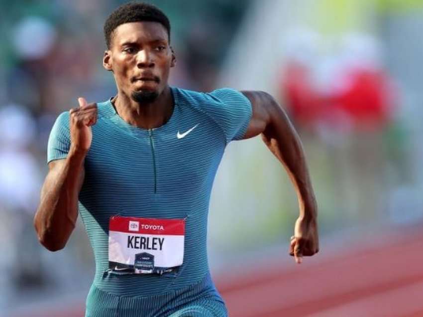 Atleti amerikan shkëlqen në garën 100 metra 