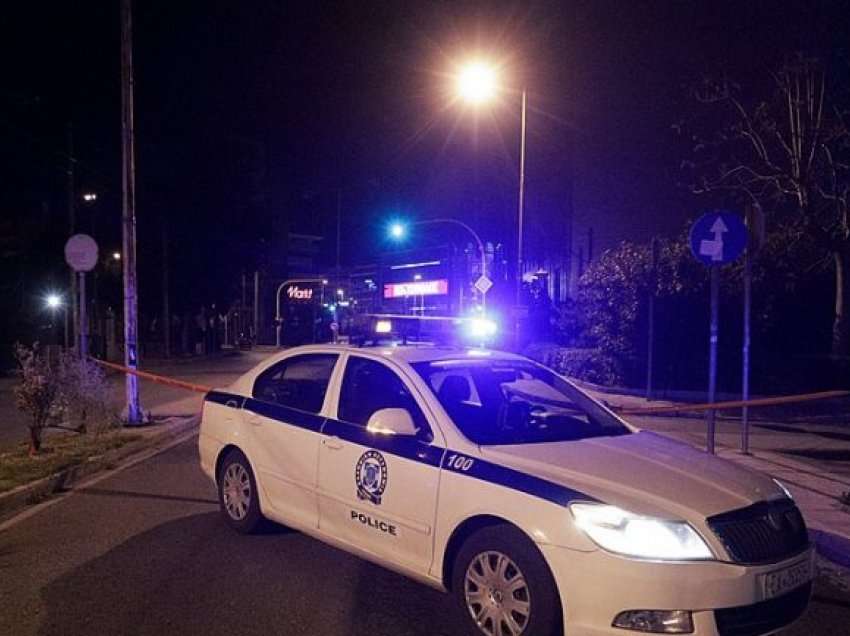 Atentati ndaj shqiptarit në Athinë, larje hesapesh për drogën! Shënjestra mori plumba në bark dhe këmbë