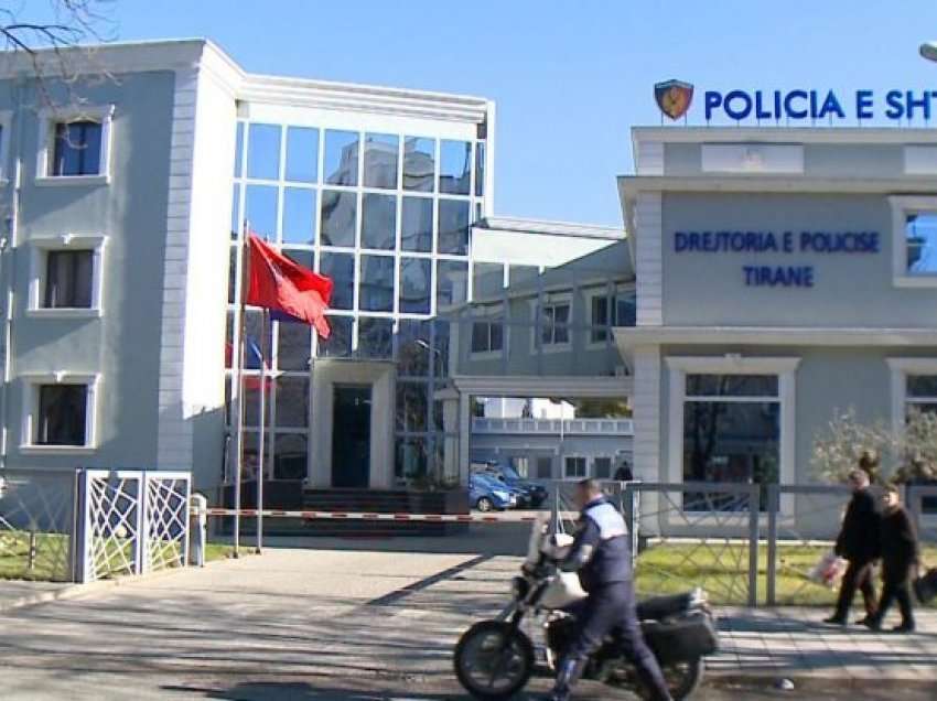 Dhunoi djalin e tij, arrestohet 48-vjeçari në Tiranë, në pranga edhe 3 të tjerë për vepra të ndryshme penale
