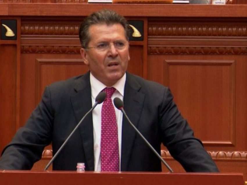 Deputeti jep alarmin në Kuvend: Shqiptarë bëhuni bashkë! Agjenturat serbe dhe ruse po punojnë kundër nesh