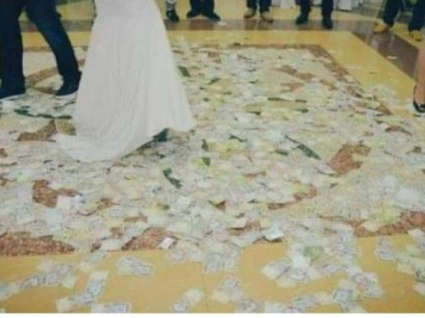 Kjo është këngëtarja e Kosovës që mori 35 mijë euro bashkish në një dasmë