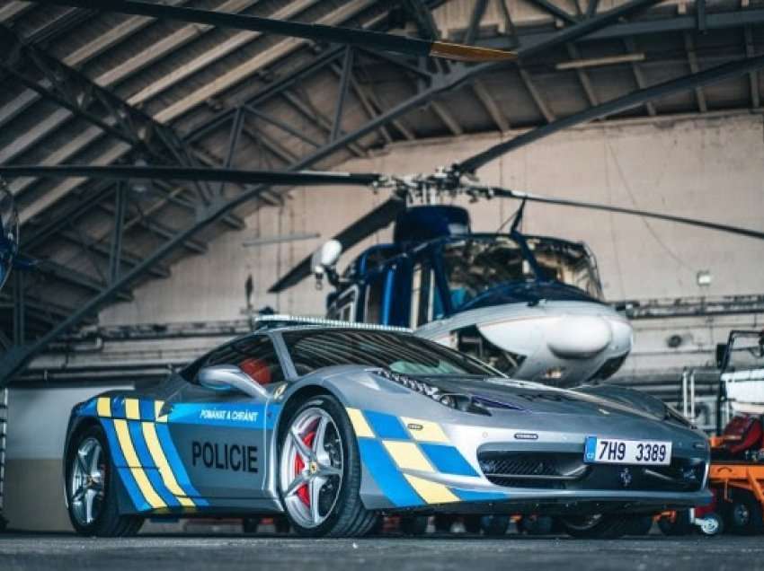 ​Policia çeke do të ndjekë me Ferrari shoferët më agresivë
