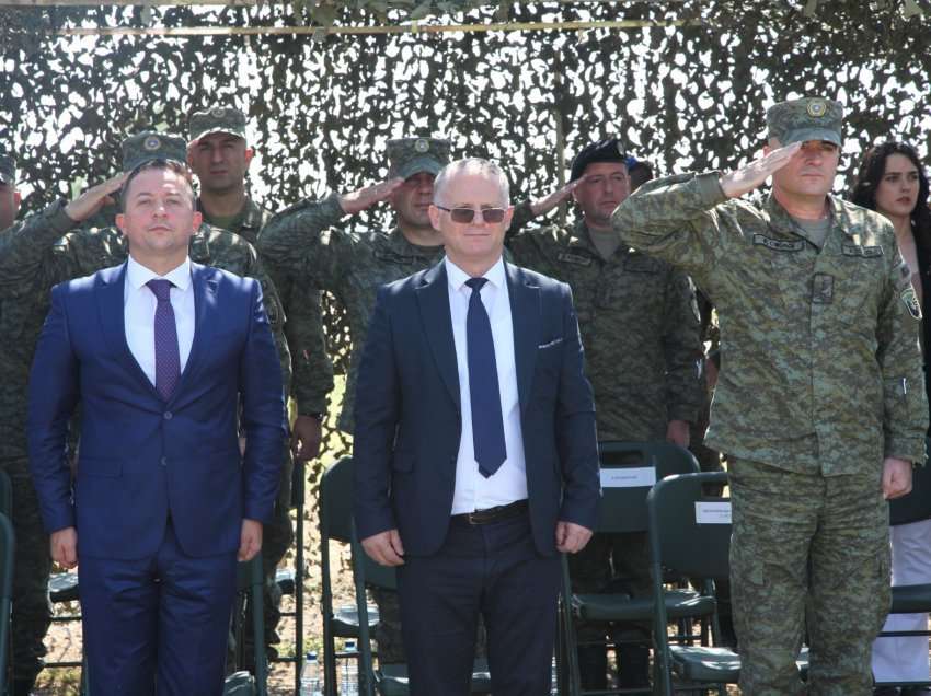 Zëvendëskryeministri Bislimi mori pjesë në ceremoninë e betimit dhe certifikimit të 251 ushtarëve të rinj të FSK-së