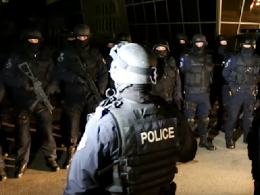 Aksion në veri – Raportohet për arrestimin e krahut të djathtë të Radojçiqit