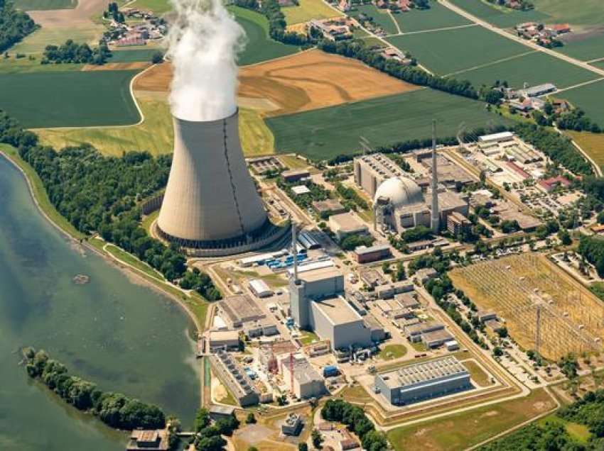 Gjermania shqyrton kthimin te energjia bërthamore