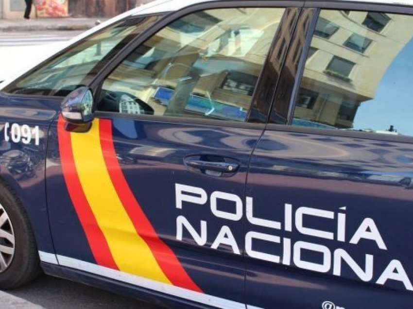 Arrestohen 7 shqiptarë në Spanjë për trafikim me drogë, njëri humb jetën teksa tentoi t’i arratisej policisë