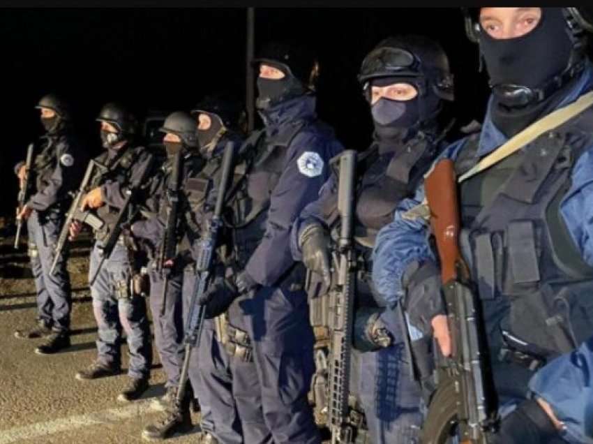 Zyrtare: Tensionohet situata në veri, të shtëna armësh në drejtim të policisë, lëndime dhe maltretime të shqiptarëve
