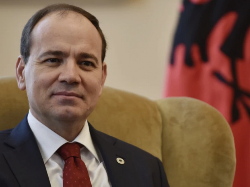 Qeveria e Shqipërisë shpall 2 qershorin ditë zie kombëtare