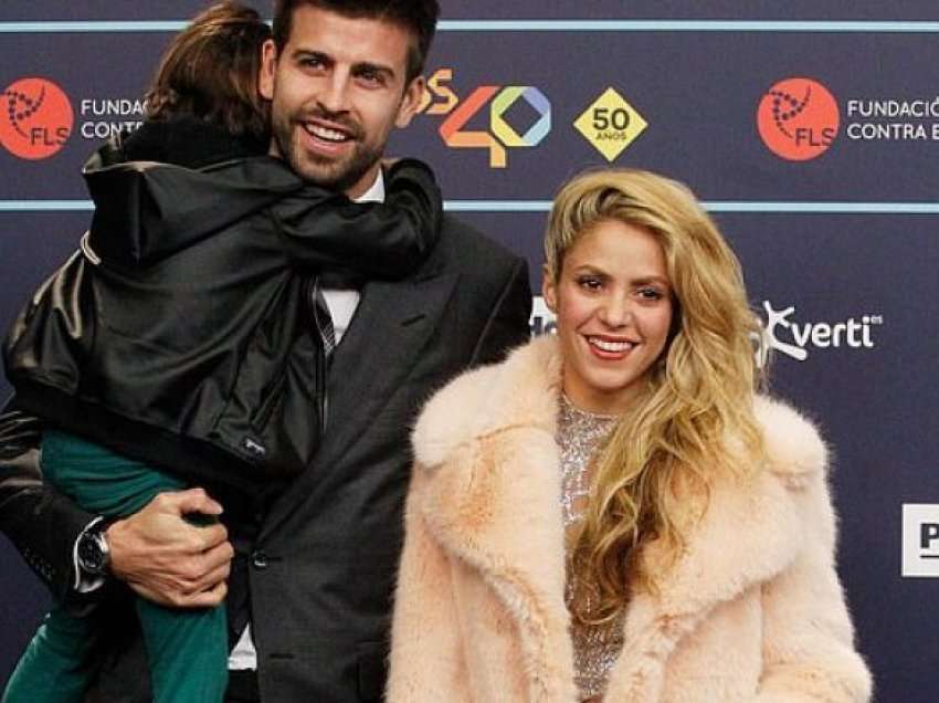 Shakira demanton se u shtrua në spital pas ndarjes nga Pique, thotë se ishte atje për babanë e saj të sëmurë