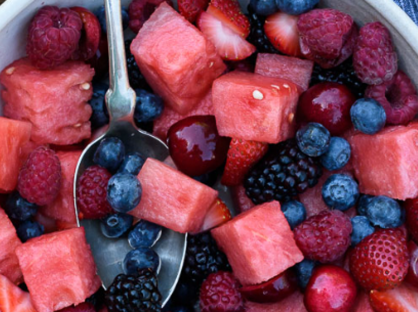 Shtatë frutat që duhet t’i hani secilën ditë