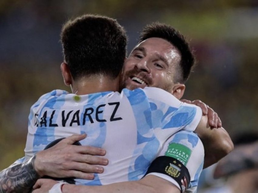 Alvarez: Futbolli i detyrohet Messit një Kupë të Botës