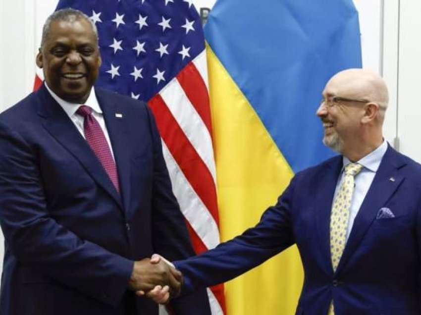 SHBA u kërkon aleatëve të vazhdojnë dërgimin e armëve në Ukrainë