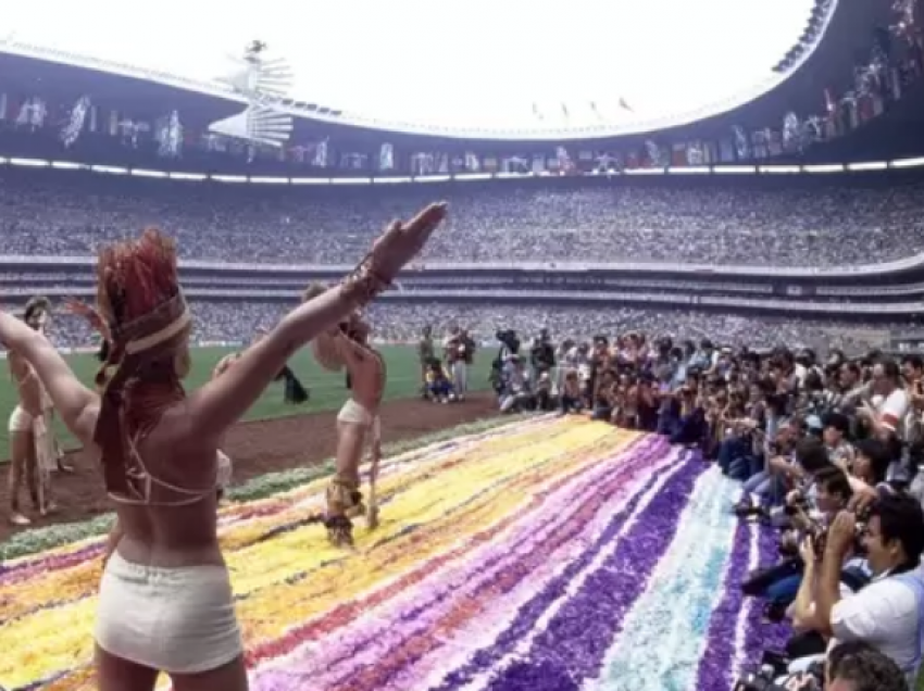 Stadiumi Azteca vendos rekordin unik