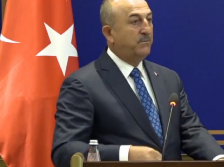 Ministri turk paralajmëron investime në Kosovë