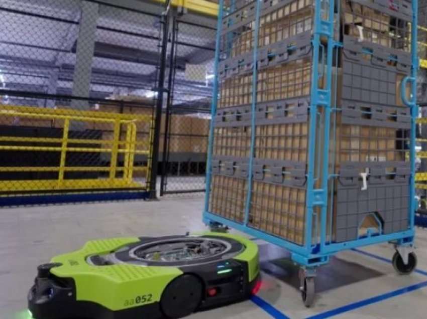 Amazon prezanton “robotin e lëvizshëm plotësisht autonom” që lëvizë ngarkesat nëpër depo