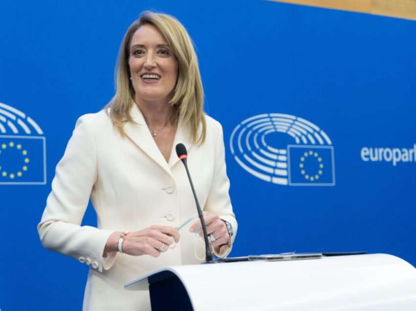 Presidentja e Parlamentit Evropian: Sot është ditë historike, duhet t’i liberalizohen vizat Kosovës