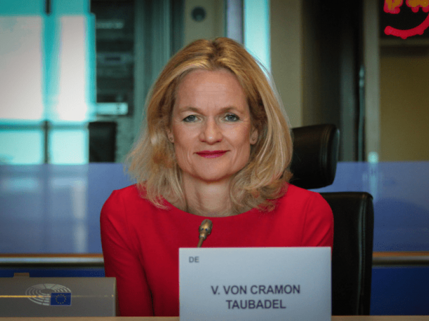 Von Cramon: Ministri i Brendshëm francez është kundër heqjes së vizave