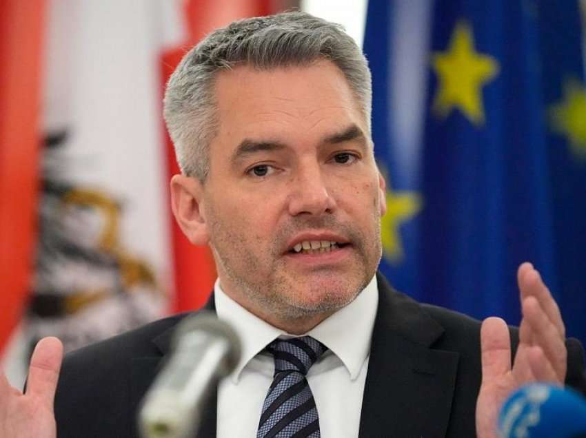 ​Sondazhet: Bie popullariteti i partisë së kancelarit austriak Nehammer