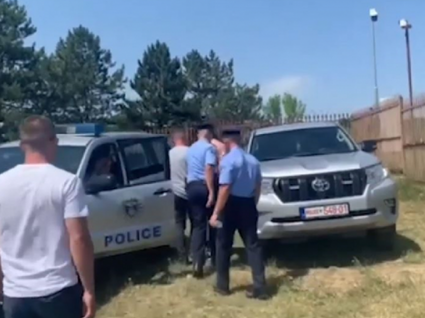 Shoqërohet në polici një shtetas i Serbisë, në festën e Vidovdanit bënte thirrje dhe nxiste urrejtje e përçarje