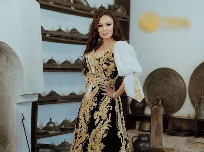 Adelina Ismaili vazhdon të duket mahnitëse në veshje kombëtare